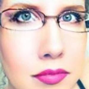 Meet your Posher, Kerie